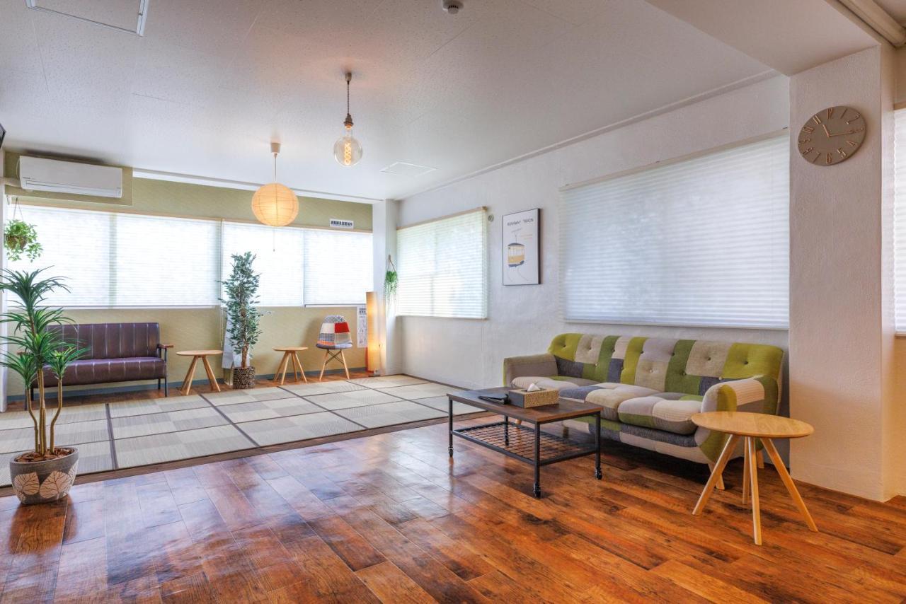 Apartment Residential Naha Miebashi Tomari