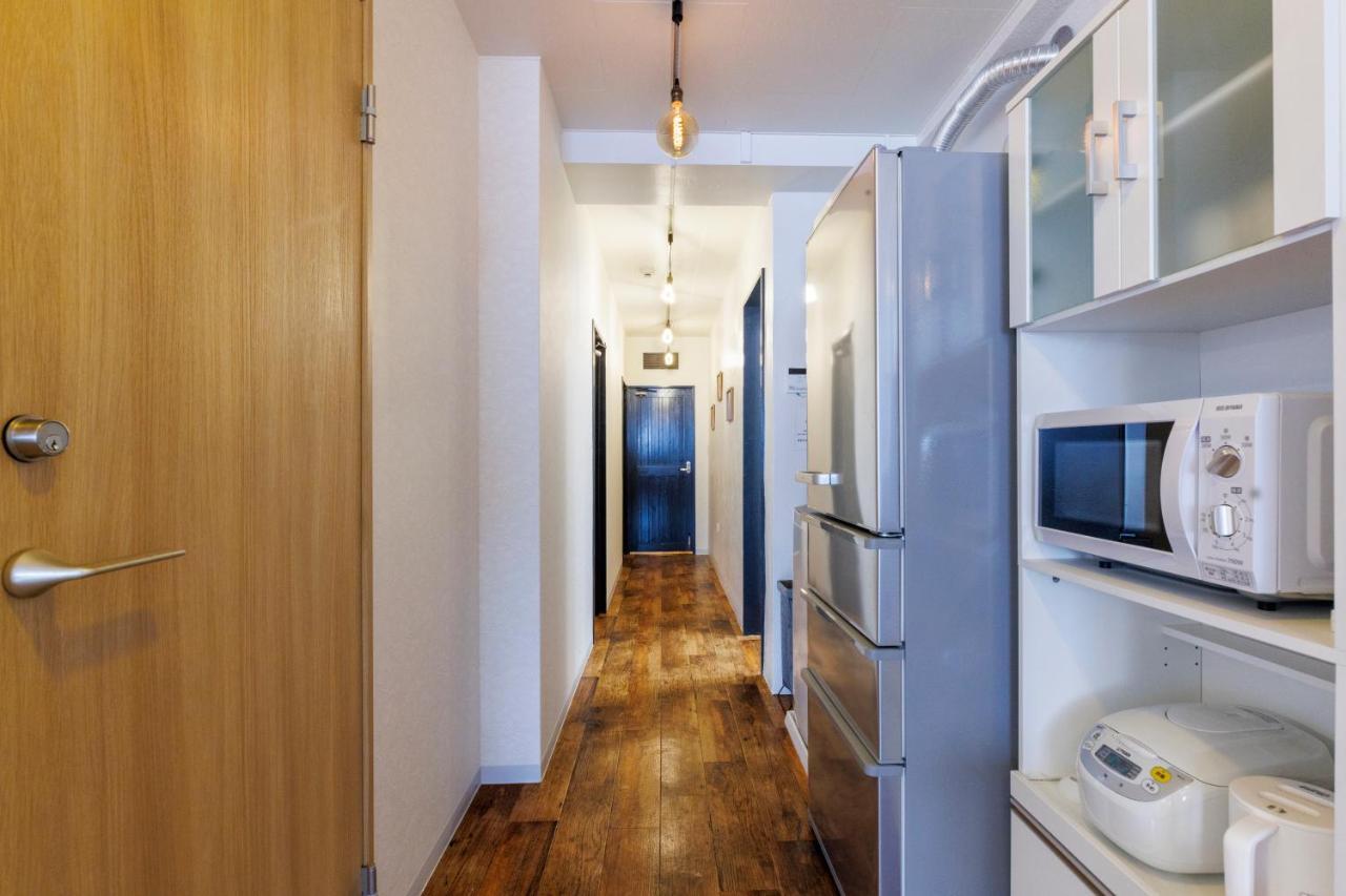 Residential Naha Miebashi Apartment Tomari