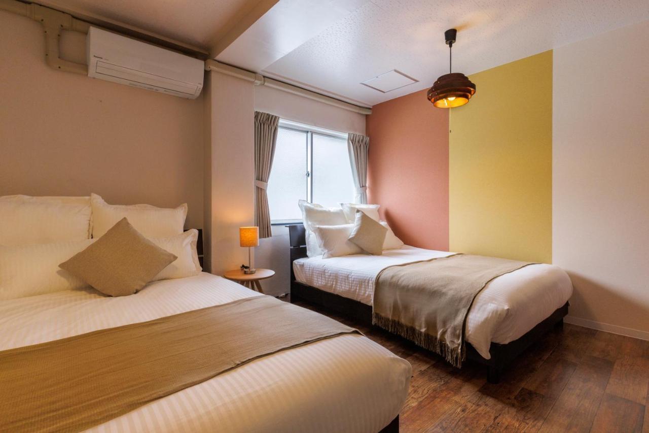 Residential Naha Miebashi Apartment Tomari